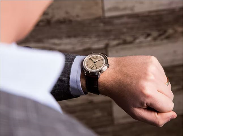 Smart watch Vs. Traditional watch