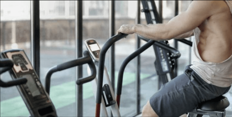 10 Best Fitness Trackers for Small Wrists