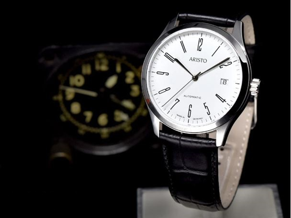 25 Best Unisex Watches: The Season's Essential Guide and Reviews
