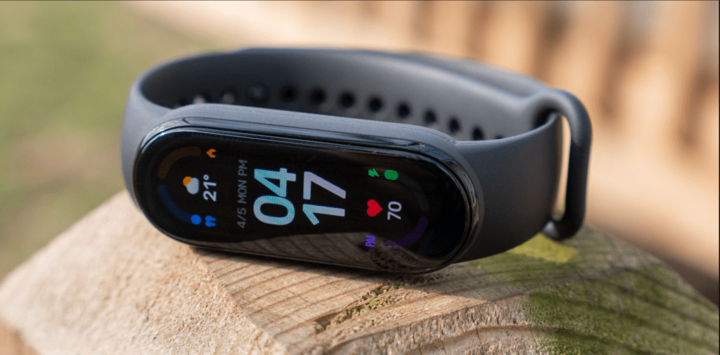 10 Best Fitness Trackers for Small Wrists
